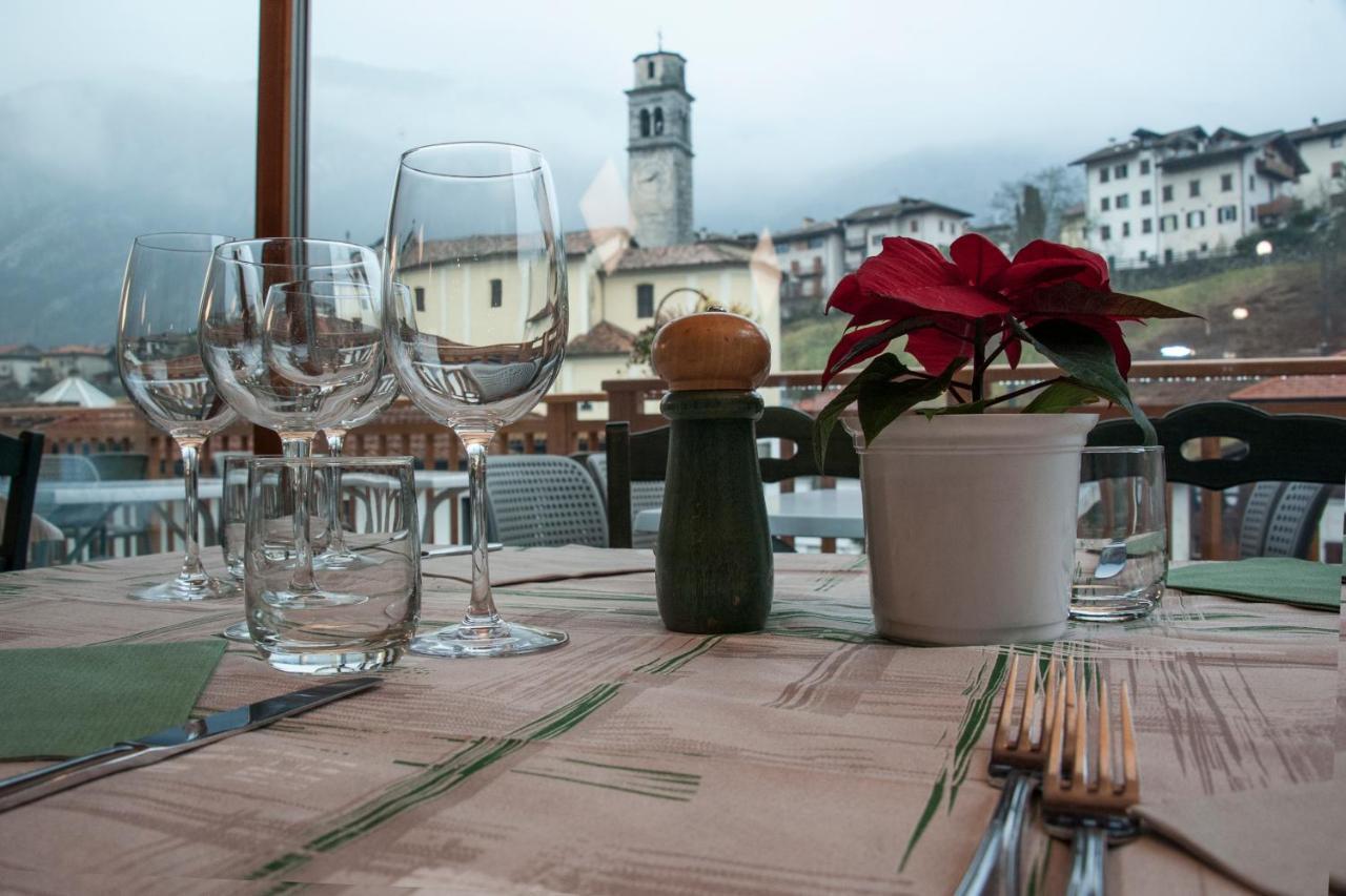 Hotel Locanda Le Tre Oche Molina di Ledro Ngoại thất bức ảnh